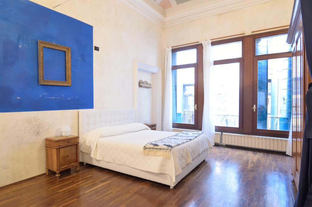 Santa Marina Studio Apartment Venice Exterior photo